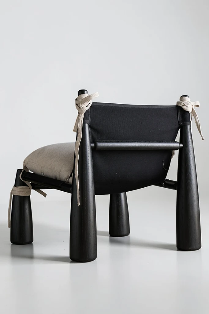 כורסה Throne